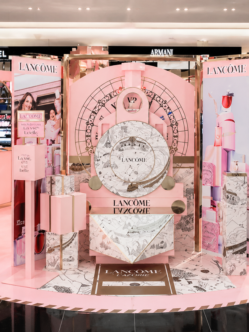 stand holiday lancome