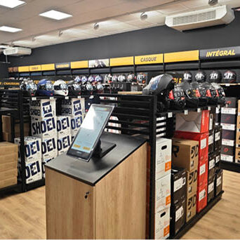 Refonte de l'expérience client en magasin another Retail Emilie Miquelestorena